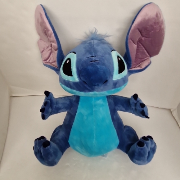 Disney store stitch medium plush - Picture 3 of 11